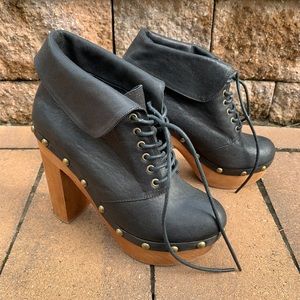 Ankle boots